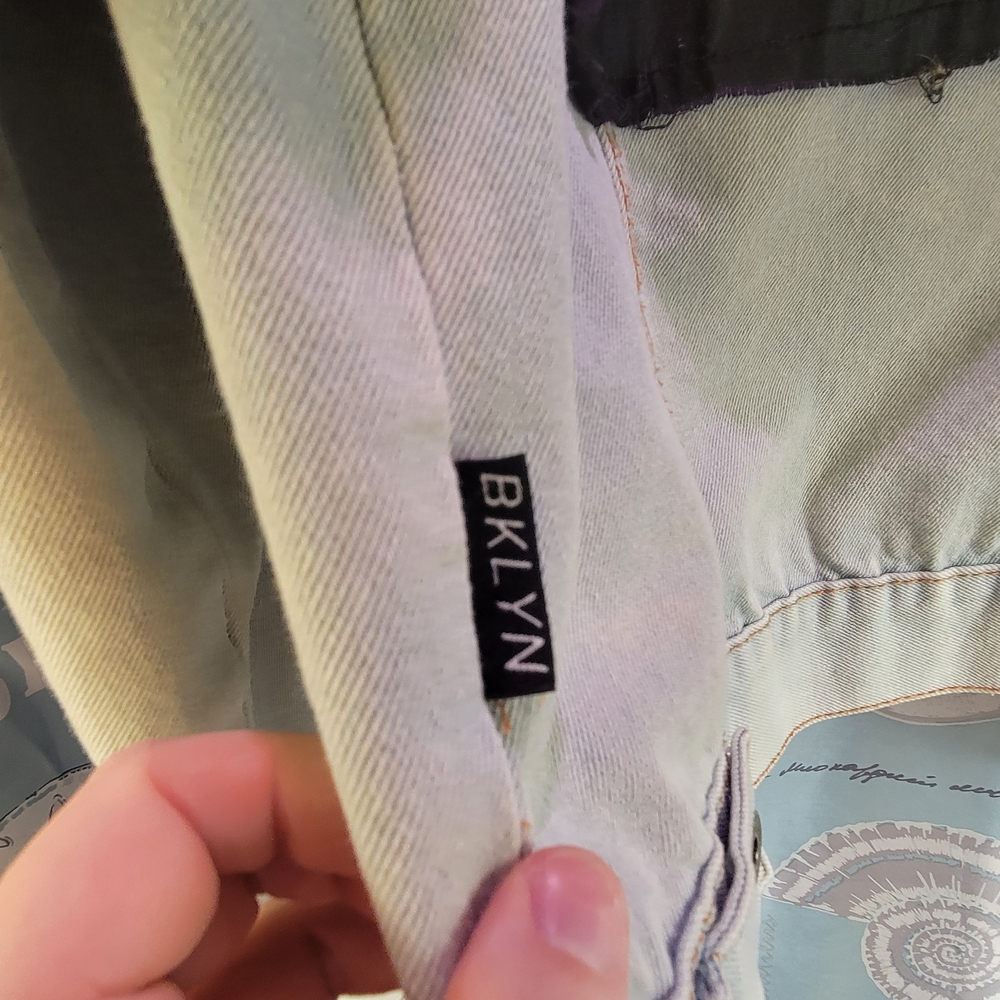 Trademark Brooklyn Cloth Smiley Face Denim Jacket Size M – Statue of Liberty - Picture 15 of 16